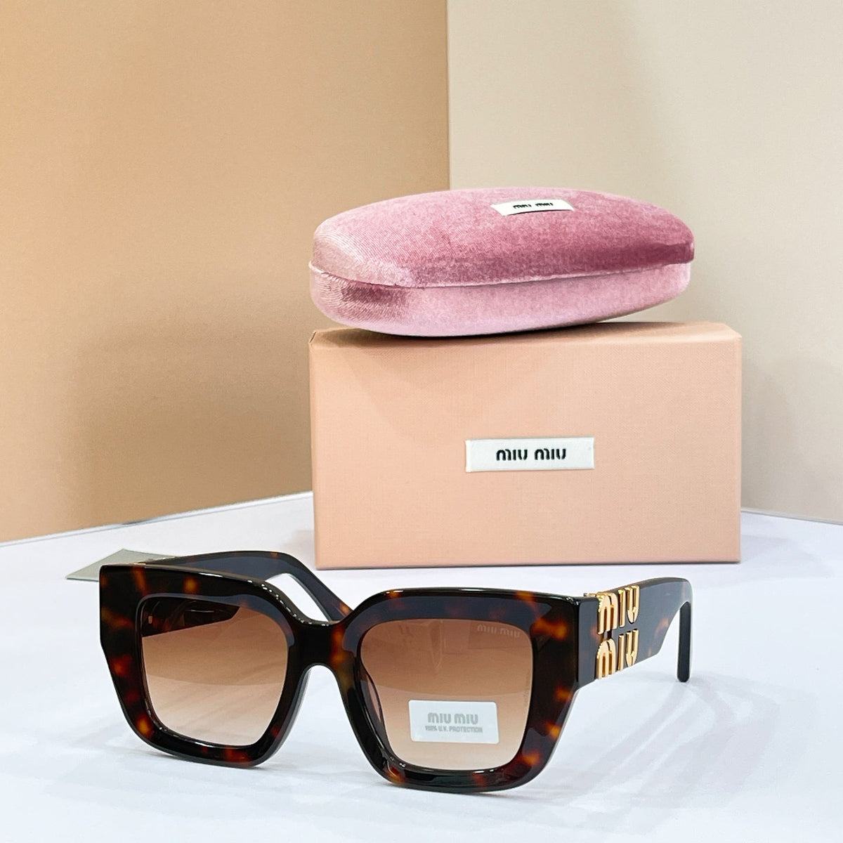Miu Miu SMU B05 Sunglasses